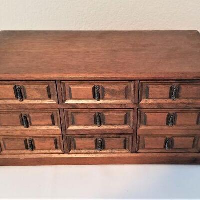 Lot #187 Vintage Jewelry Box - MidCentury
