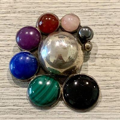 LOT 172  FINE JEWELRY STERLING & MULTICOLOR GEMSTONES BROOCH 