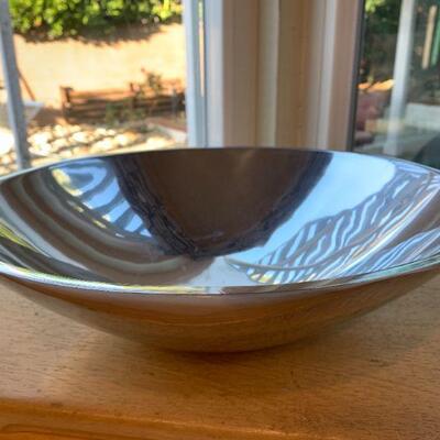 LOT 176 LARGE NAMBE BOWL