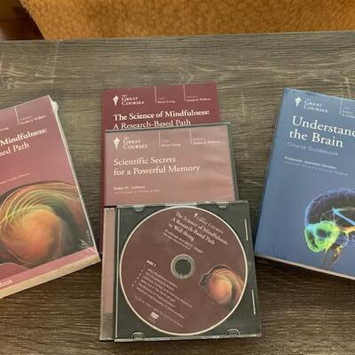 LOT 197 Great Courses CDs Mindfulness & Understanding Brain