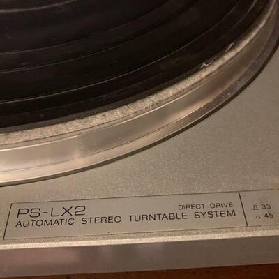 LOT 203 Sony Turntable PS-LX2 