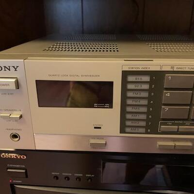 LOT 204 Sony AM/FM Stereo Receiver