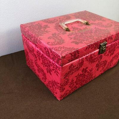 #20 Vintage Sewing Box  PINK Vinal 