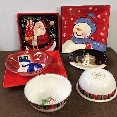 #79 Christmas Serving Ware -