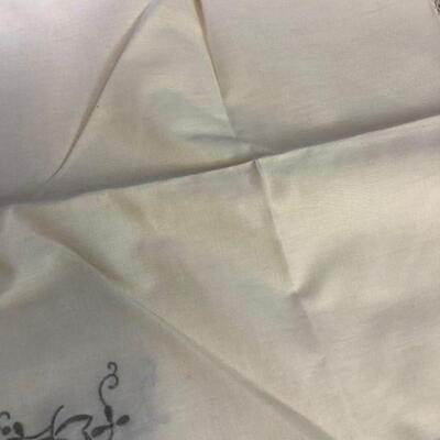 #100 Irish Linen Napkins MAPLE Leaf with Crochet Edge 