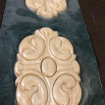 #102 Ornamental Wood Appliques 