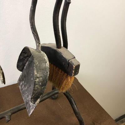 #104 Black Twig Fireplace Set 