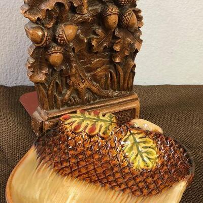 #110 Acorn Dish and lonely Bookend 