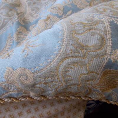 Croscill King Size Comforter and Shams