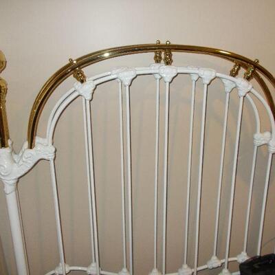 Pair of Elliott's Design "Virginian 71" Twin Brass and Iron Headboards