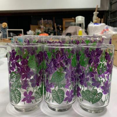 Gorgeous Purple Flower Glass & Plate Set