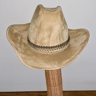 LOT 266  1970s DUKE COLLECTION CLOTH COWBOY HAT