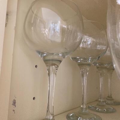 White and red stemware for 8 