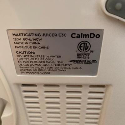 Calmdo masticating juicer never used 