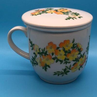 Oraange Pekoe Tea Cup / Mug with Filter and Top.