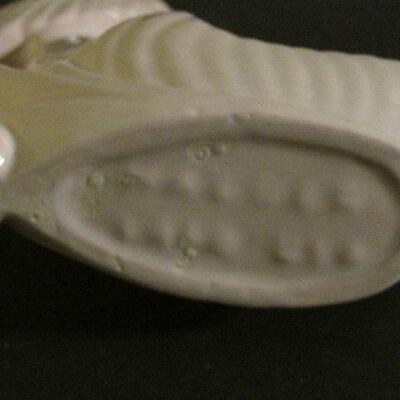 Lot 32- Haeger Ceramic Stork Baby Planter