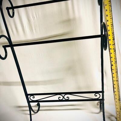 LARGE Free Standing Towel/ Blanket Rack By â€œSOUTHERN LIVINGâ€