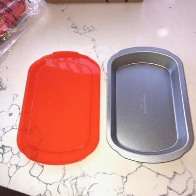 LOT 295 Pampered Chef 2 Freezer Storage Containers New