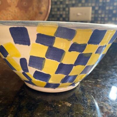 Handmade pottery bowl 
