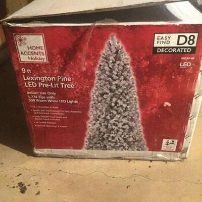 25% OFF LISTED PRICE!   9 ft Lexington Pine LED Pre-Lit Tree Flocked