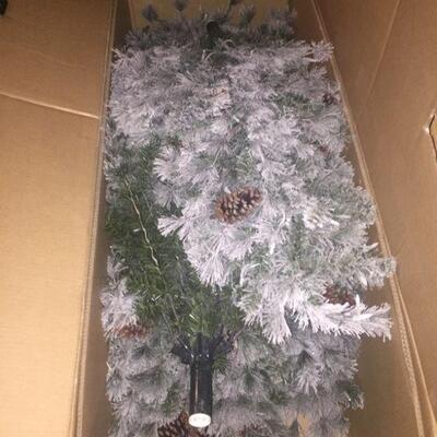 25% OFF LISTED PRICE!   9 ft Lexington Pine LED Pre-Lit Tree Flocked