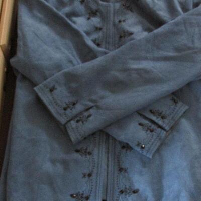 Lot 51- Dress Barn Blouse