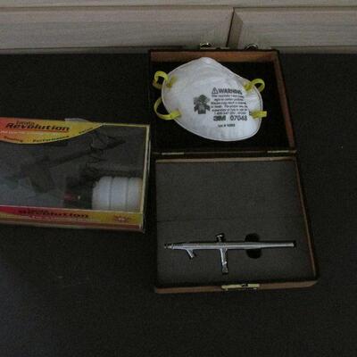 Lot 59- Iwata Revolution Airbrush