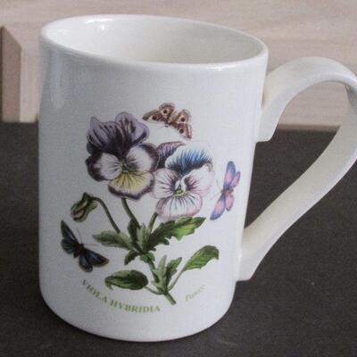 Lot 70- Portmeirion Botanic Garden Viola Hybrida Collection
