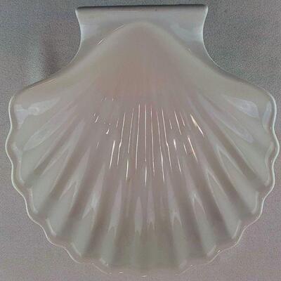 Japan Seashell Shaped Dish