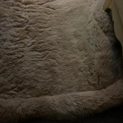 Sheepskin High quality rug 5x3