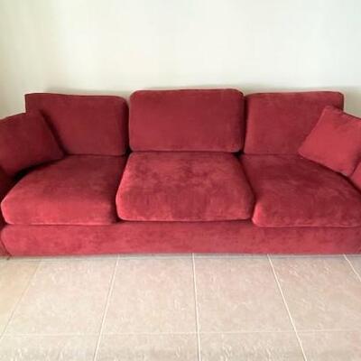LOT#29LR: Sofa & Loveseat with Textured Red Fabric