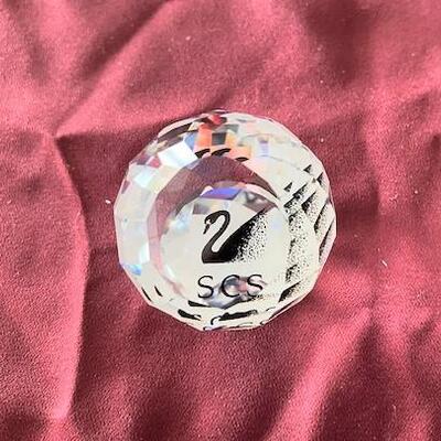 LOT#33LR: Swarovski Collector's Club Ball