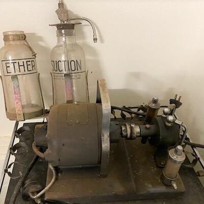 LOT#184G: Vintage Anesthesia Machine with Accessories 