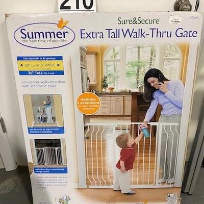 LOT#210G: Summer Extra Walk Through Gate