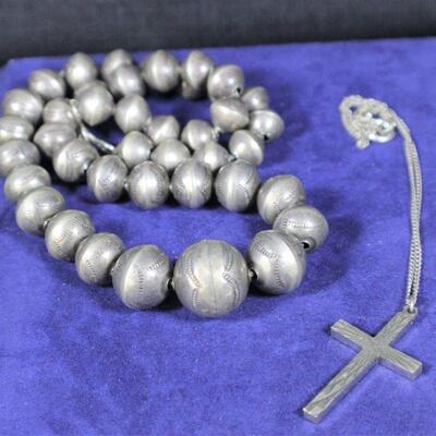 LOT#224LR: 2 Piece Necklace Lot- Beaded Piece Confirmed Silver