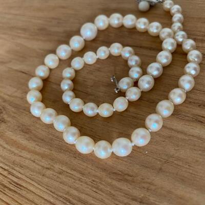 Mallorca Pearl 14K clasp necklace