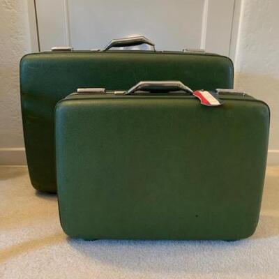 LOT 37 Pair Vintage American Tourister Suitcases