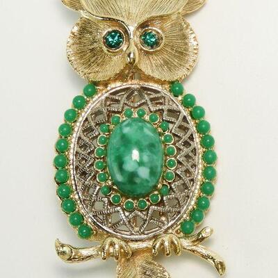 Vintage Gold Tone Owl Brooch with Green Bead Accents