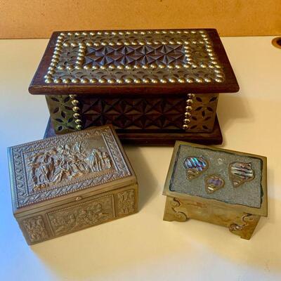 LOT 104 VINTAGE WOOD & METAL SMALL BOXES