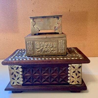 LOT 104 VINTAGE WOOD & METAL SMALL BOXES