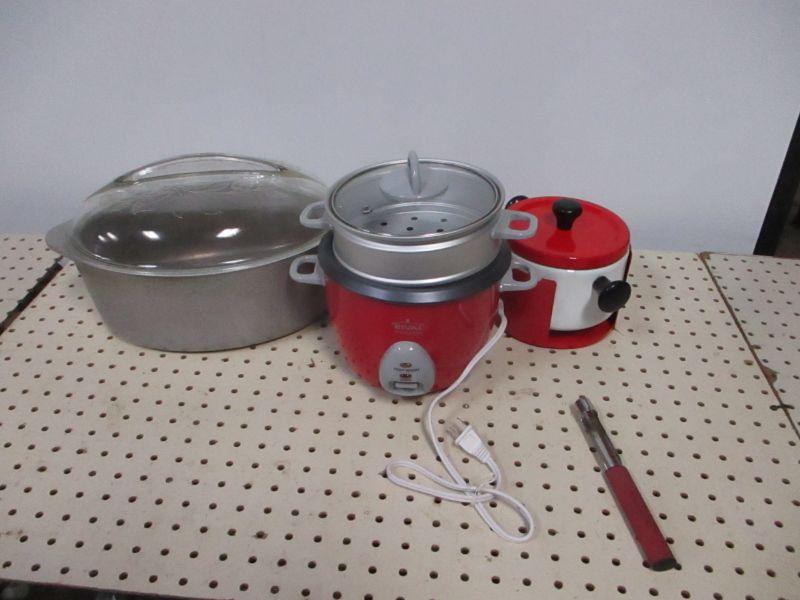 Lot 204 Rival Rice Cooker Hammered Aluminum Oval Roaster