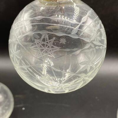 4 Etched Glass Christmas Ornaments