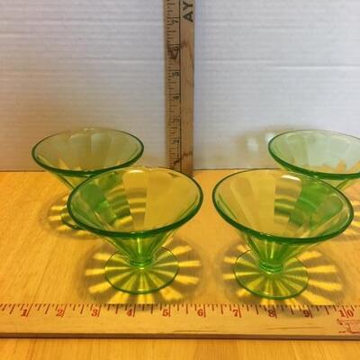Green slopped design dessert cups ( one has a chip, pictured) 