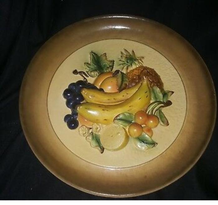 Napcoware 3D fruit bowl hanging wall plate. We have 3