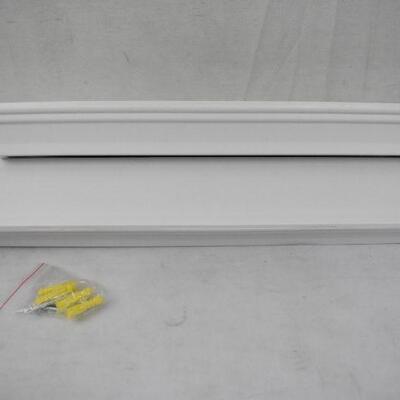 Mainstays 2 piece Assorted White 18-Inch Ledge Set