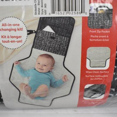 skidaddle changing station