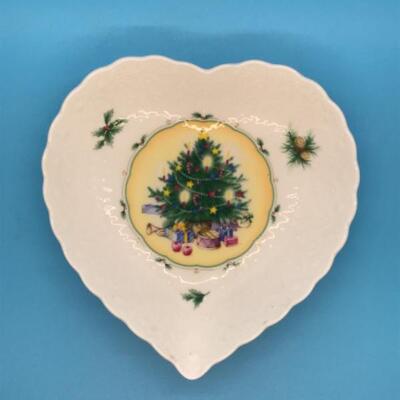 Christmas Holiday Heart Shaped Trinket Dish