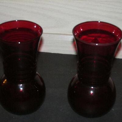 Lot 86- Pair of Anchor Hocking Royal Ruby Flower Vases