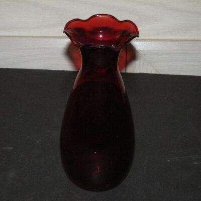 Lot 89- Anchor Hocking Royal Ruby Flared Vase