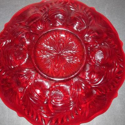 Lot 93- Mosser Inverted Thistle Relish Deviled Egg Plate